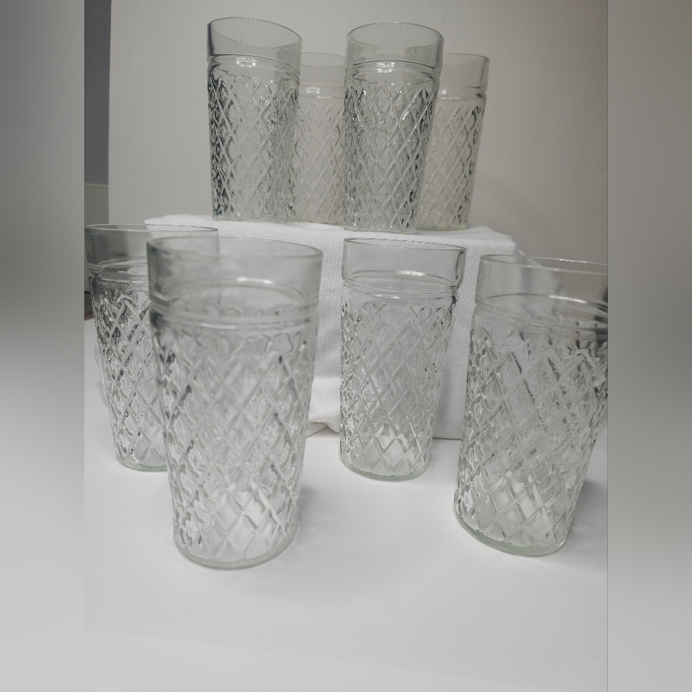 Set of 8 - Vintage Anchor Hawking diamond pattern "peanut butter" glasses